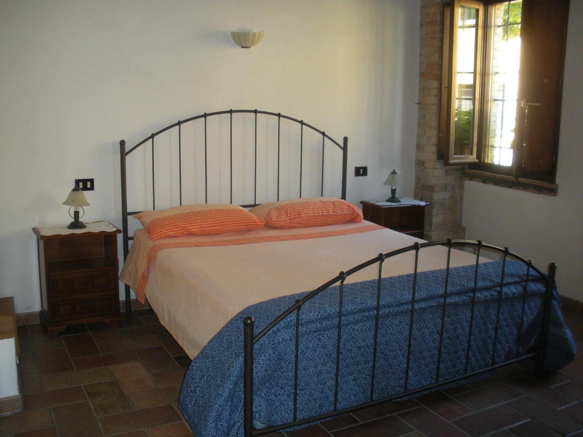 Agriturismo Gardenali Volta Mantovana Exterior photo